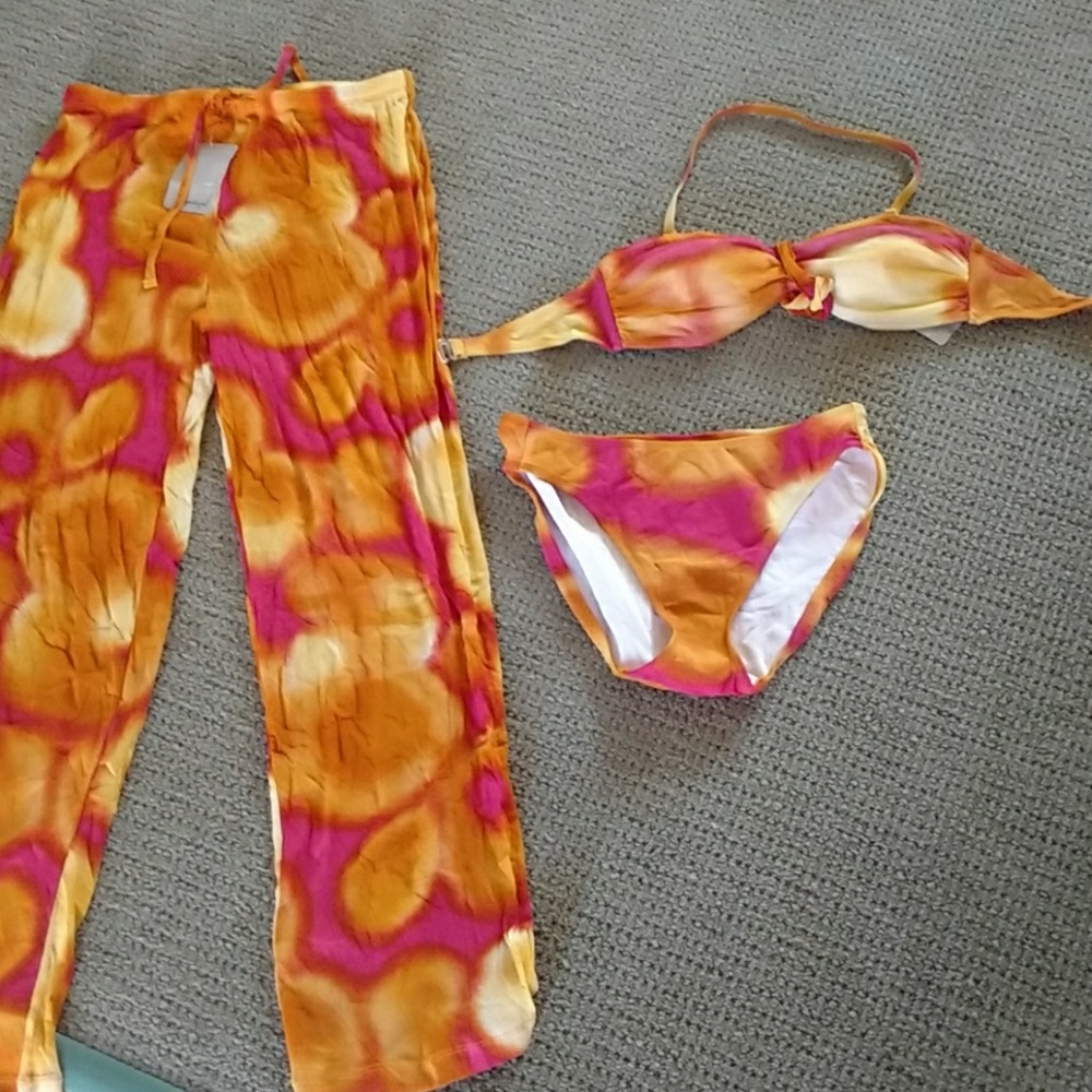 Bathing suit